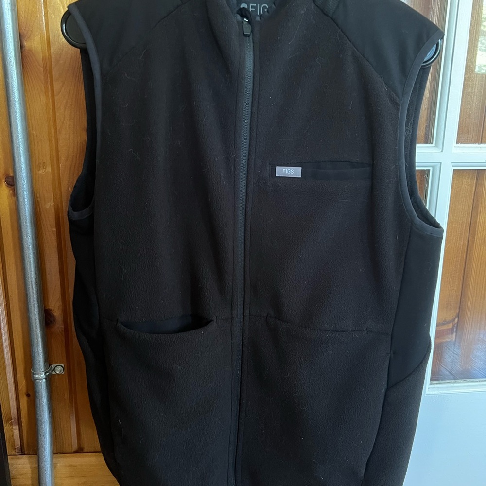 Figs Women’s Black Vest
